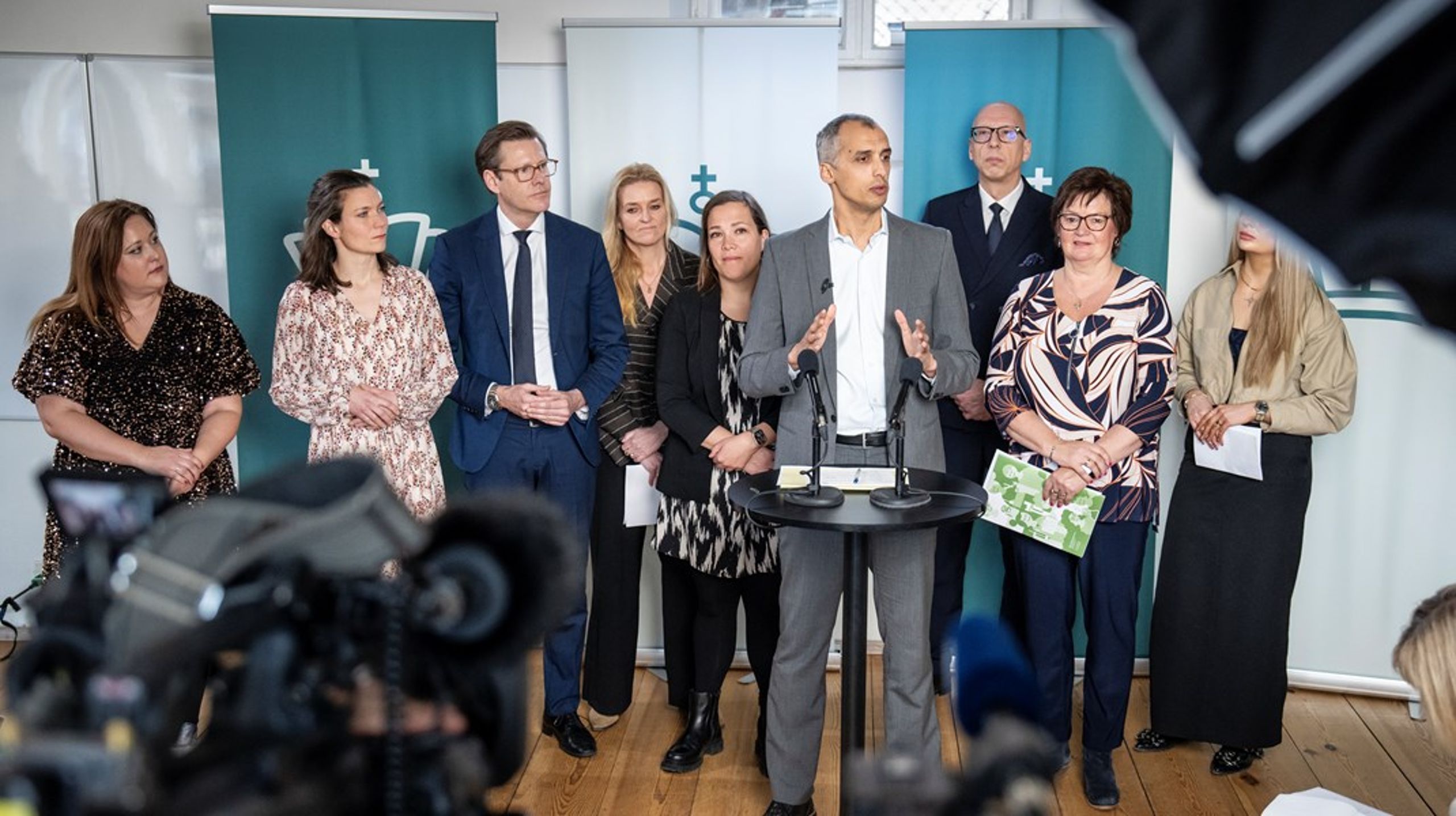 Børne- og undervisningsminister Mattias Tesfaye præsenterede sammen med en række ordførere en ny aftale om folkeskolen tirsdag formiddag.