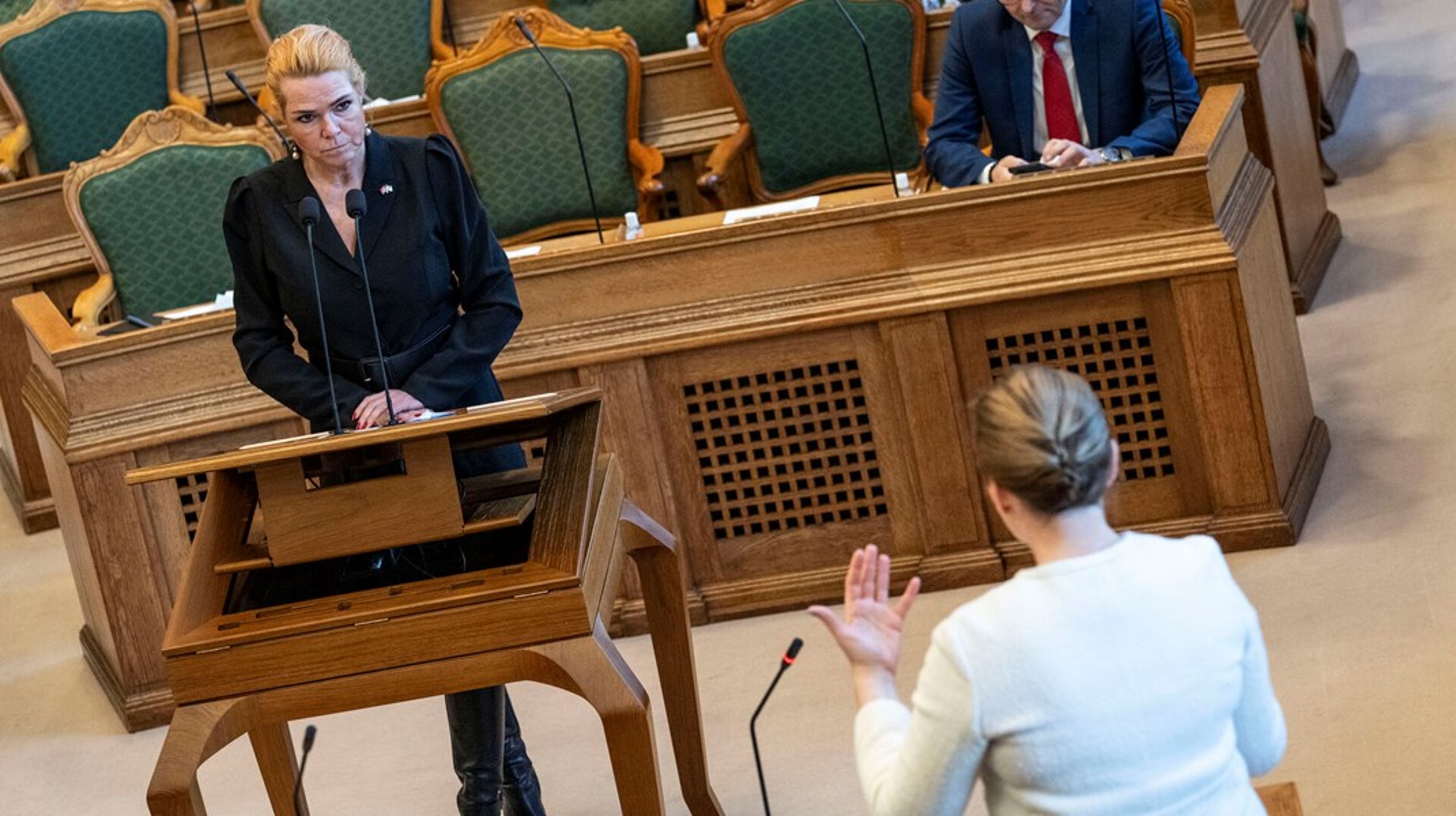 Inger Støjberg (DD) forsøgte tirsdag at bringe statsminister Mette Frederiksen (S) i defensiven på spørgsmålet om CO2e-afgiftens konsekvenser for livet på landet.&nbsp;