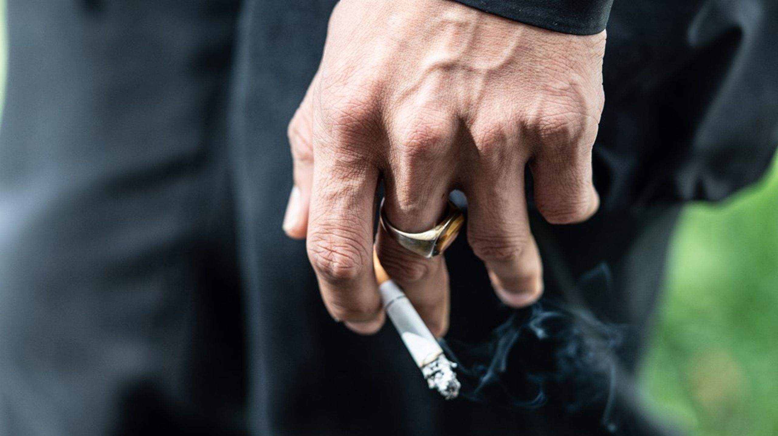 TrygFondens undersøgelse af danskernes holdning til forskellige forebyggende tiltag på sundhedsområdet peger på, at politikerne godt kan indføre flere forbud og strammere lovgivning på tobak.&nbsp;