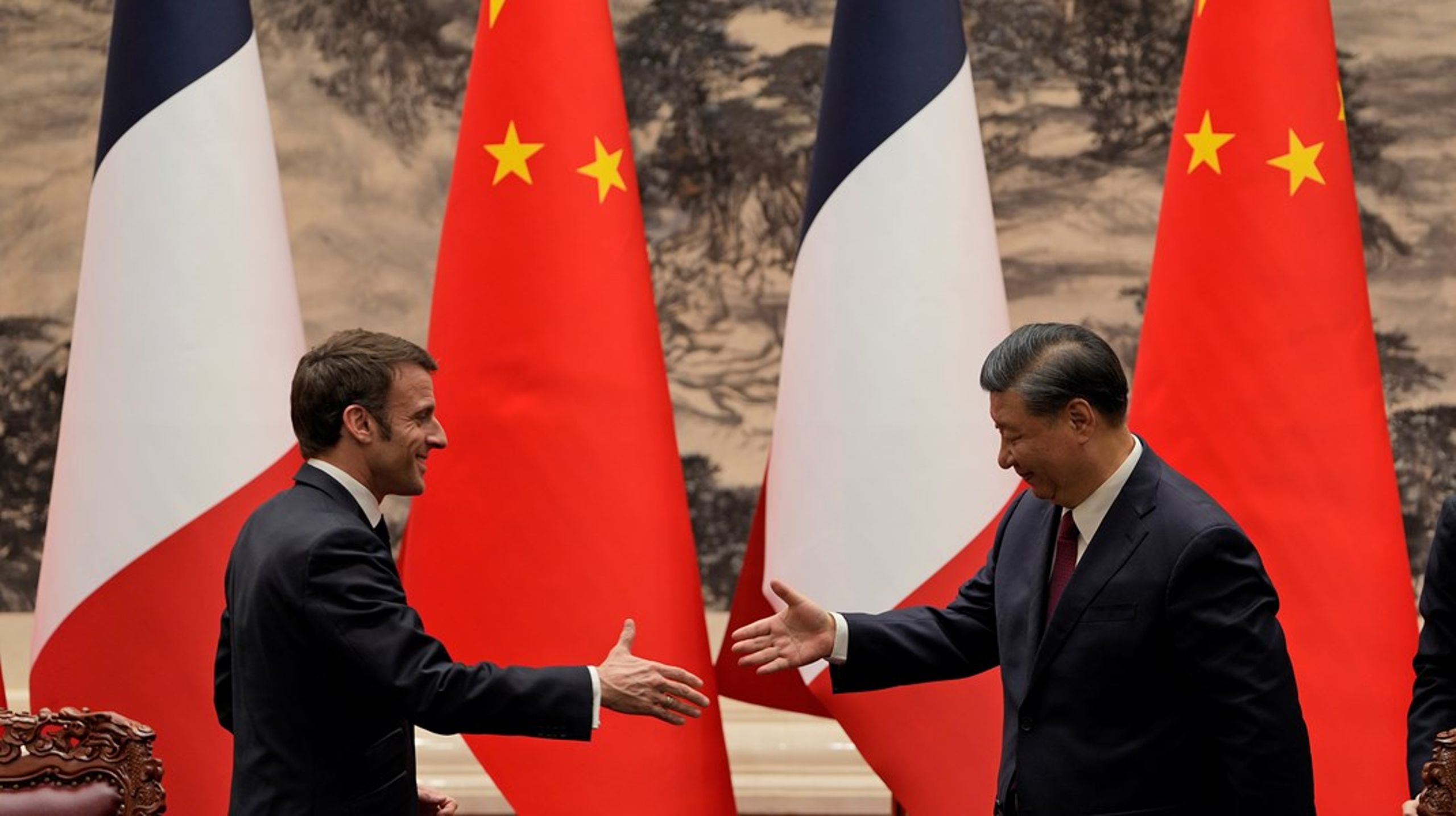 Det er ikke første gang, at den franske og den kinesiske præsident mødes. Men stemningen mellem de to kontinenter er ikke blevet bedre siden sidst.