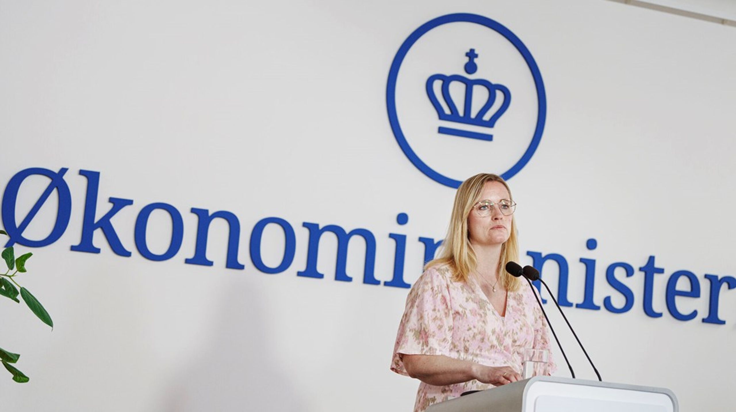 Økonomiminister Stephanie Lose (V) præsenterede torsdag en ny økonomisk redegørelse fyldt med positive nøgletal for dansk økonomi.<br>