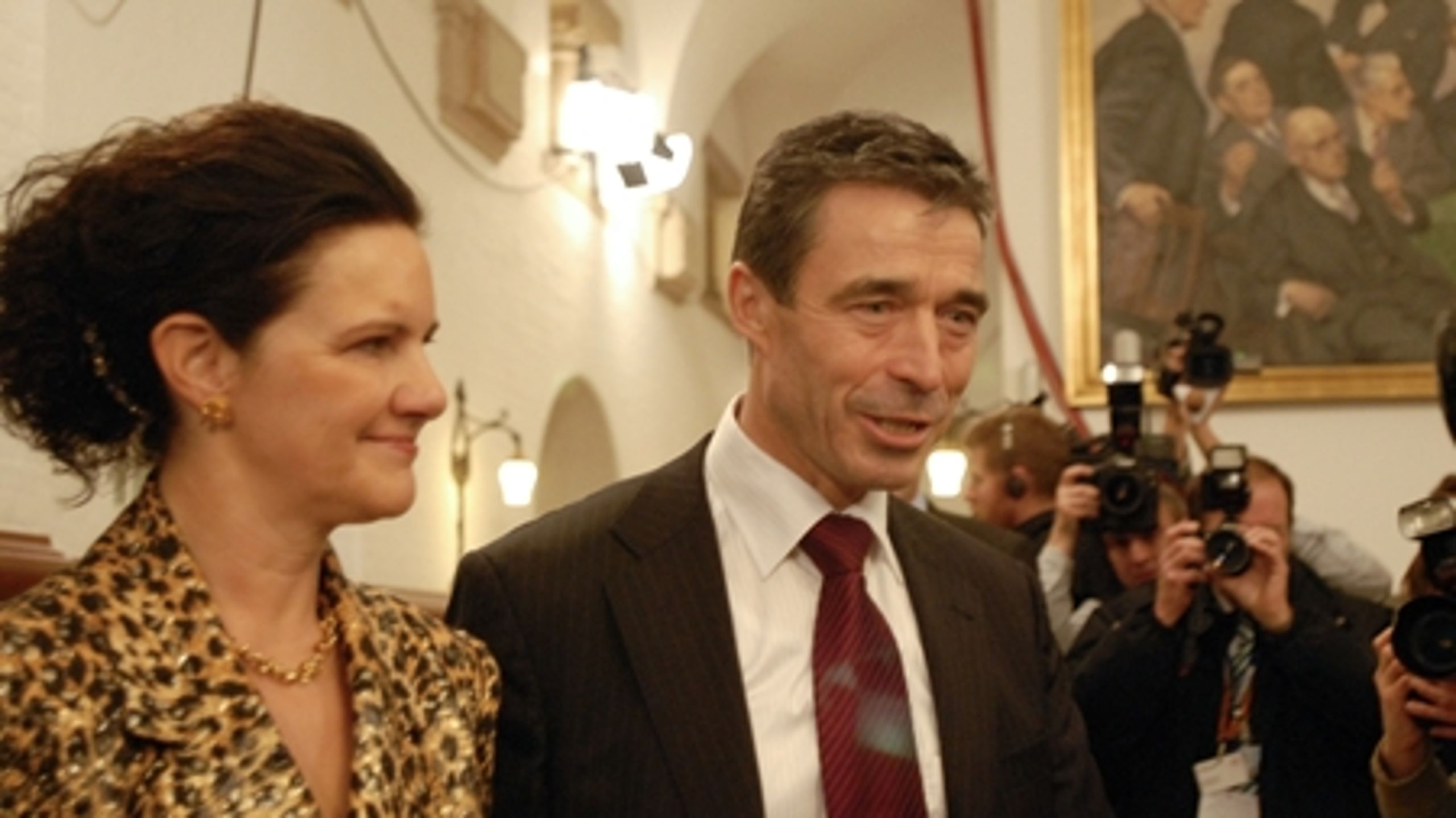 Venstres formand Anders Fogh Rasmussen  valgt for tredje gang til statsminister i november 2007 - kimen blev lagt allerede i midten af 80erne, konstaterer ny bog.