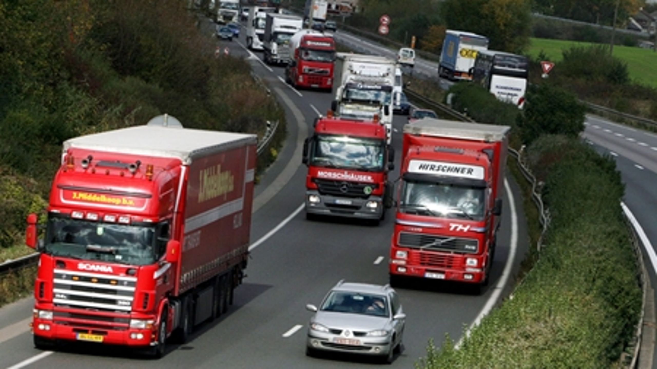 Socialdemokraterne vil give kommuner lov til at holde usikre lastbiler udenfor byerne.