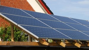 EU-Kommissionen udskyder solcelle-afgørelse