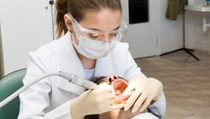 Udsatte får langt oftere hjælp til tandlægeregningen
