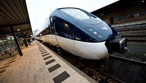 Dansk kritik af forslag om gratis togrejse til 18-årige