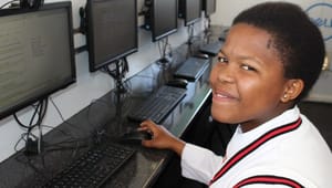 CSR-chef: Afrikas unge skal kobles op til en digital fremtid
