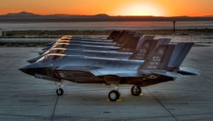 Rigsrevisor: F-35 udvikling kan blive et år forsinket og tre gange dyrere end forventet