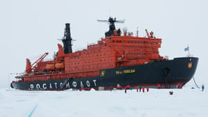 Russisk isbryder når Nordpolen på rekordtid