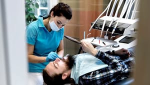 Politikere undrer sig over omskrevet tandlægerapport