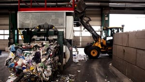 KL og brancheorganisation: Kommunerne har lagt sig i selen på affaldsområdet