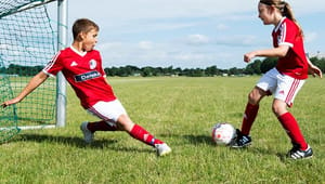Aktører: Gennem fodbolden kan vi få skoleglade børn 