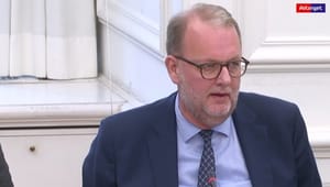 Lilleholt nægter at udtale sig om andre ministres kendskab til klimarapport