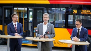 Nye samarbejdsaftaler på plads: Kommuner forpligter sig til grøn omstilling af store dele af busflåden