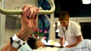 Ny debat: Har svækkede ældre ret til en naturlig død?