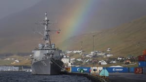 Amerikanske krigsskibe og danske radarplaner mødes med sindsro på Færøerne