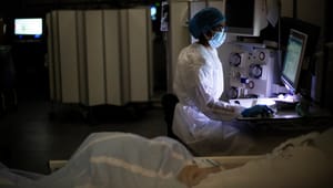 Forskere: Sundhedsprofessionelle skal lære at være kritiske over for teknologiens uvæsen