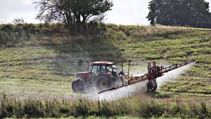 Støttepartier: Skaderne fra landbrugets pesticider skal sænkes markant