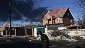 Ødelagte huse, rester af missiler og ophold ved metrostationer: Se billeder fra situationen i Ukraine efter den russiske invasion