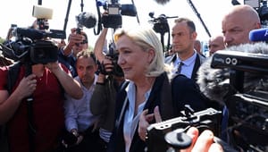 Svindelanklager tynger Marine Le Pen i den franske valgkamps slutspurt