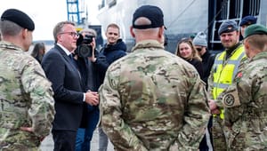 Forsvarsministeren på besøg i Letland