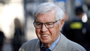 Forhenværende formand for Folketinget og mangeårig minister Svend Jakobsen er død