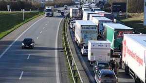 Ministre udvander nye miljøkrav til biler, busser og lastbiler: "Det ender med stort set ingenting" 
