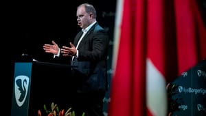 Martin Henriksen overvejer at gå efter formandsposten i Nye Borgerlige 