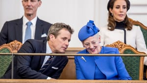 Kommentator: Dronningen er politisk pletfri, men kronprins Frederik har allerede begået sin første fejl