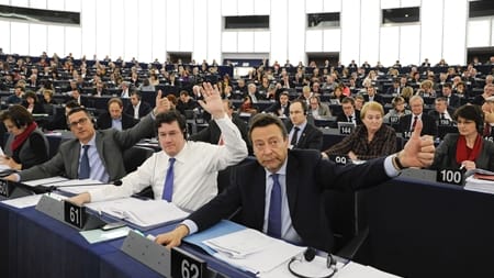 Europa-Parlamentet kræver bindende energimål