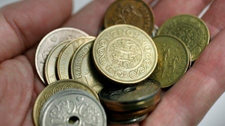Minister strammer opsynet med danske dagpenge i udlandet