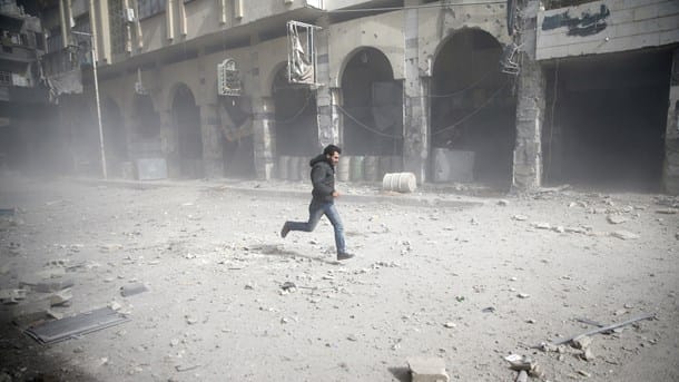 Professor: Ofrene fra Syrien har krav på en krigsforbryderdomstol