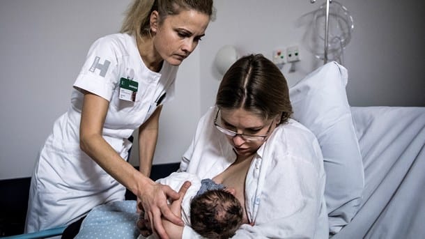 Mødrehjælpen: Fødende har horrible forhold i Region Hovedstaden - og nu vil man spare endnu mere