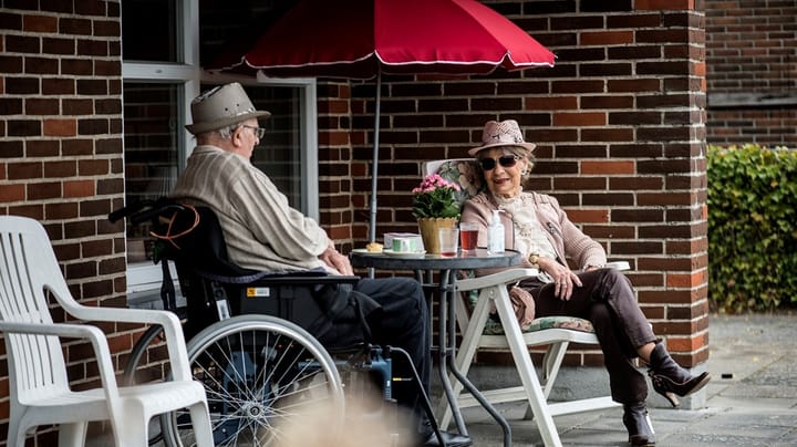 Antallet af ældre danskere stiger markant. Ny rapport spørger, hvor de skal bo 