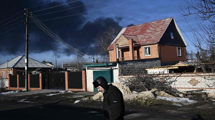 Ødelagte huse, rester af missiler og ophold ved metrostationer: Se billeder fra situationen i Ukraine efter den russiske invasion