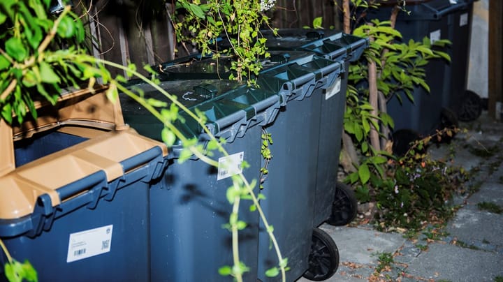 Aktører til Venstre: Det er et tilbageskridt at lade friskoler benytte kommunale affaldsordninger