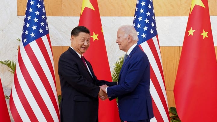 Kinaekspert: Lunt møde på Bali smelter ikke kold krig mellem Joe Biden og Xi Jinping
