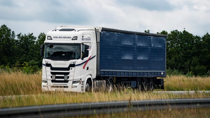 Danske Speditører: Uden chauffører til lastbilerne går Europas økonomi i stå
