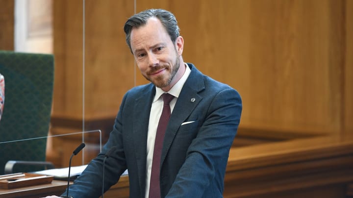 Viceborgmester melder sig ud af Venstre efter kovending i minksag