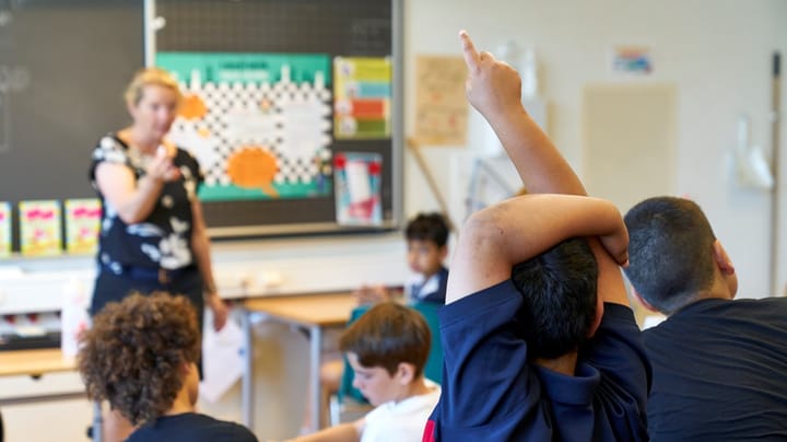 Politikere til lærere: Uagtet folkeskolens fremtid kaster vi ikke håndklædet i ringen