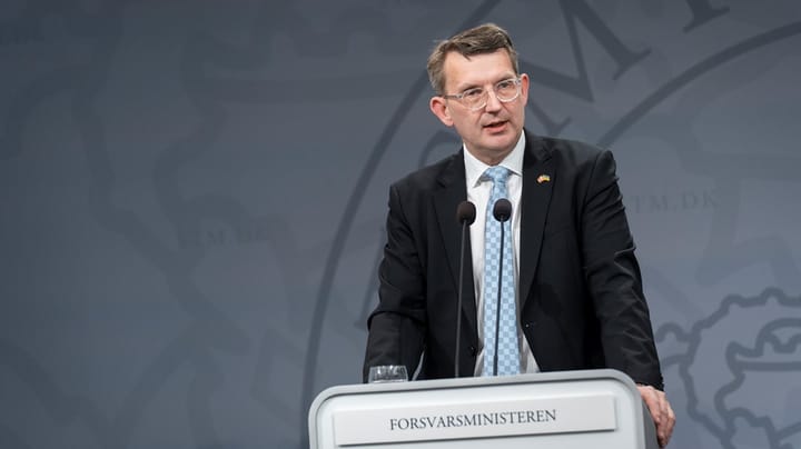 Thomas Larsen: Troels Lund arbejder i døgndrift som minister. Hvornår får han tid til at redde Venstre?