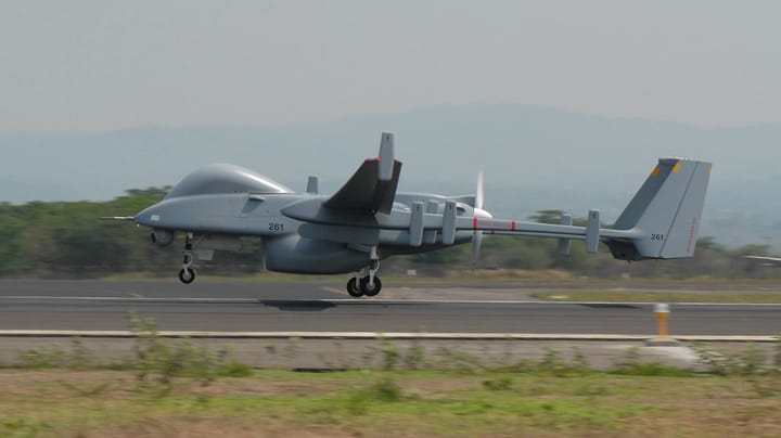 Sådan blev milliardindkøb vakt til live igen: Alle troede droneindkøb var aflyst - undtagen Statsministeriet og Nato