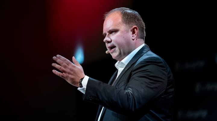 Martin Henriksen bliver formand for Nye Borgerlige: "Der mangler et systemkritisk parti"