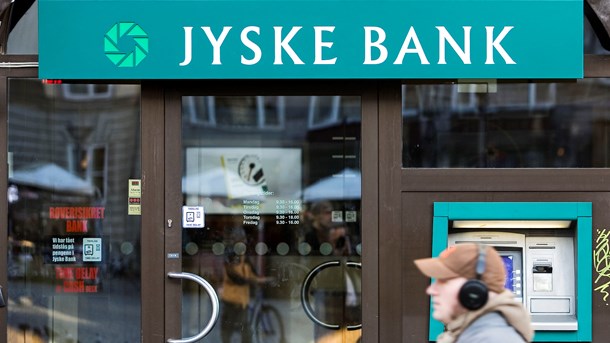 Jyske Bank er et af de pengeinstitutter, som har hævet priserne allermest for foreningskunder. Gebyrerne på foreningskonti er således steget med adskillige tusinde kroner i Jyske Bank. 